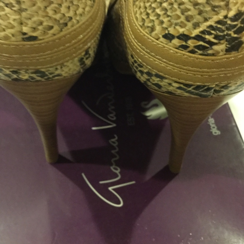 Shoes - Picture 3 of 3